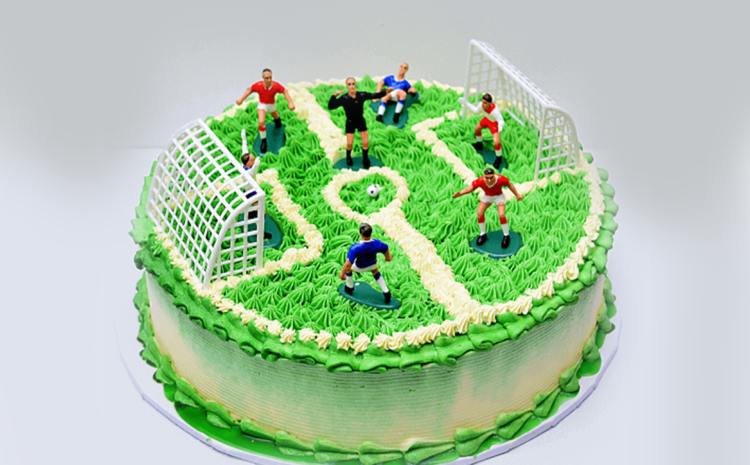 Football Pitch Cake